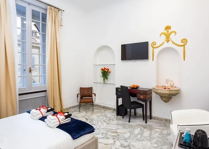 Konukevi Queen Palace 4*