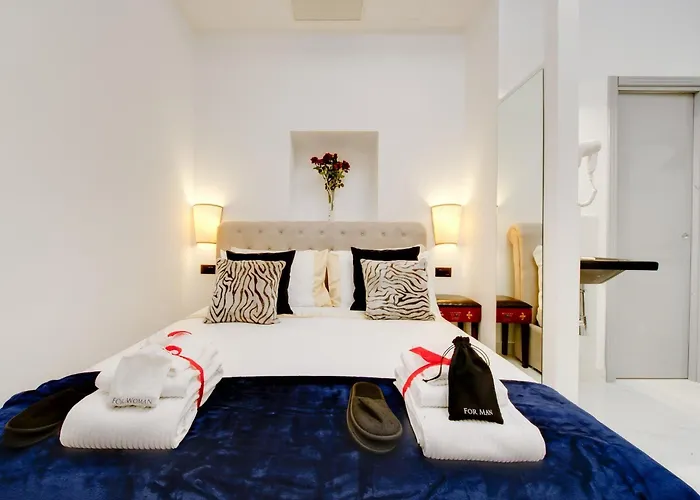 Konukevi Queen Palace 4*